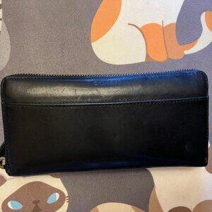 COACH BLACK SMOOTH LEATHER WALLET Like New Condition